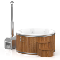 Hottub met externe houtkachel